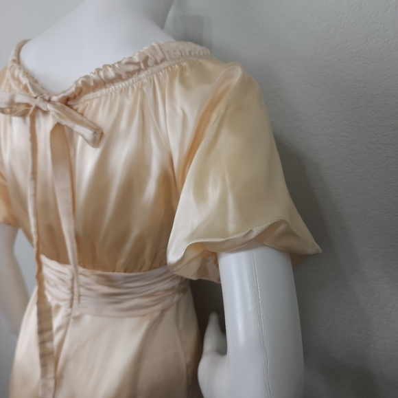 MAX AND CLEO Cream Silk Puff Sleeve Dress Size 2 - Picture 12 of 15
